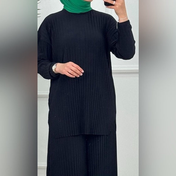 Pleated 2 Piece Pants Set Wide legs Comfortable wearing black OS - Picture 3 of 5